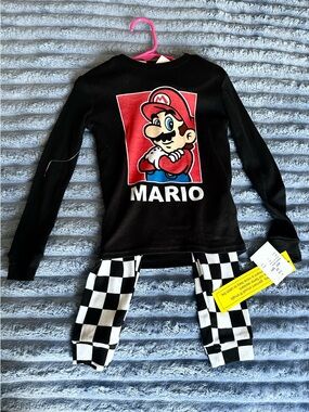 Kids Black Mario Graphic Top & Black-and-White Checker Leggings Set